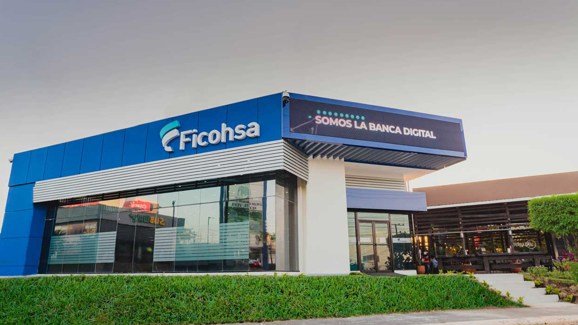 Grupo Ficohsa participa en conferencia sobre impacto social